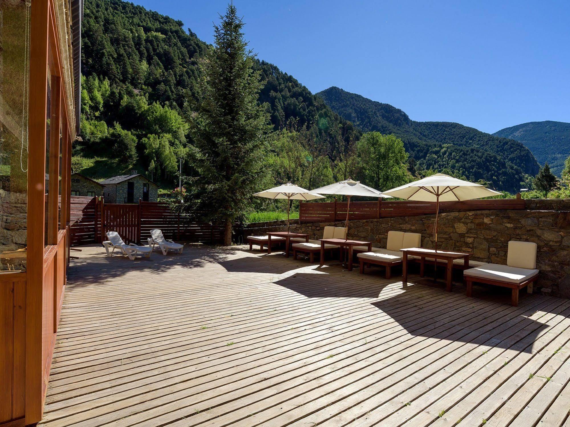 Hotel Sant Miquel อันดอร์รา ลา เวลลา ภายนอก รูปภาพ