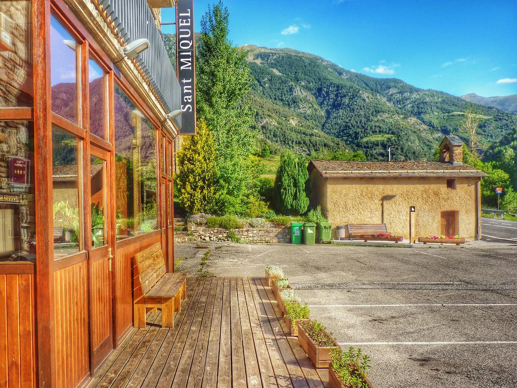 Hotel Sant Miquel อันดอร์รา ลา เวลลา ภายนอก รูปภาพ